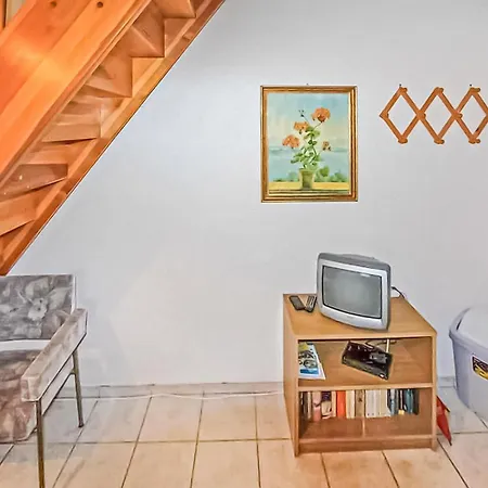 Holiday home Ferienhaus Bodstedt